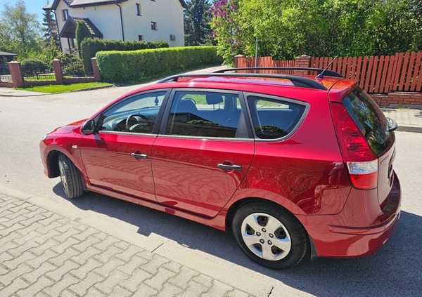 Hyundai I30 cena 19400 przebieg: 199000, rok produkcji 2011 z Puck małe 562
